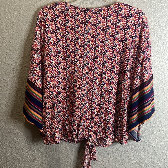 Democracy size M blouse with front tie - Picture 3 of 8